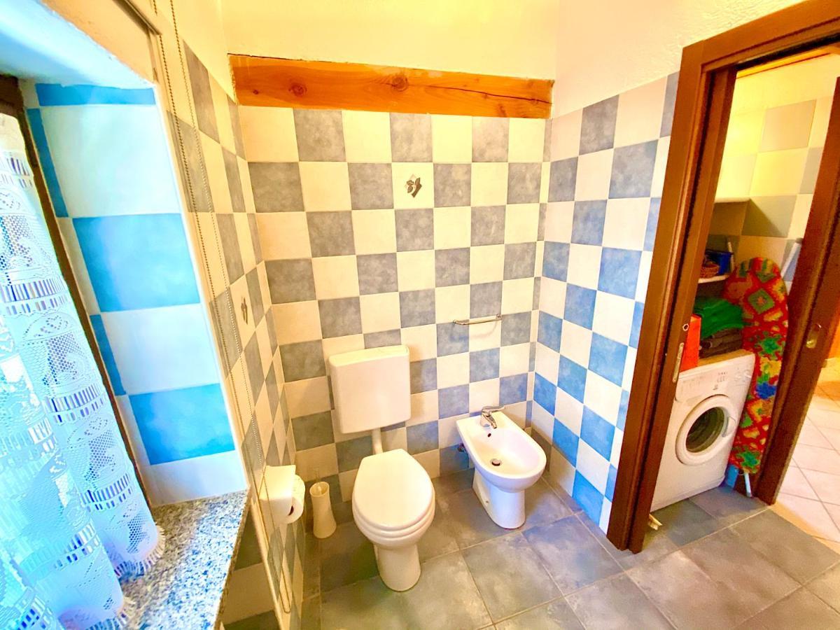 Attico Panoramico Con Soppalco Apartamento Gignod Exterior foto